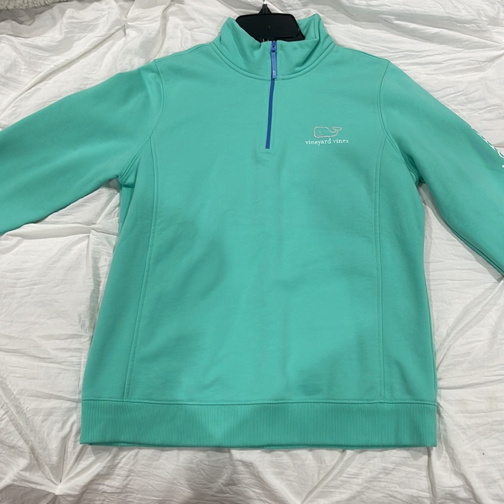 Vineyard Vines Crewneck!